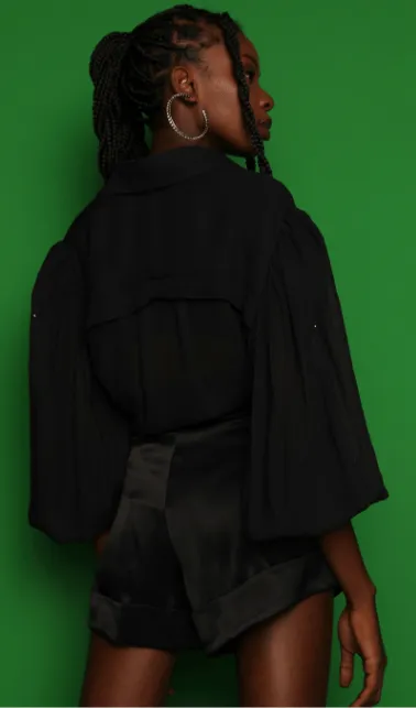 Blusa com Aplicação Open