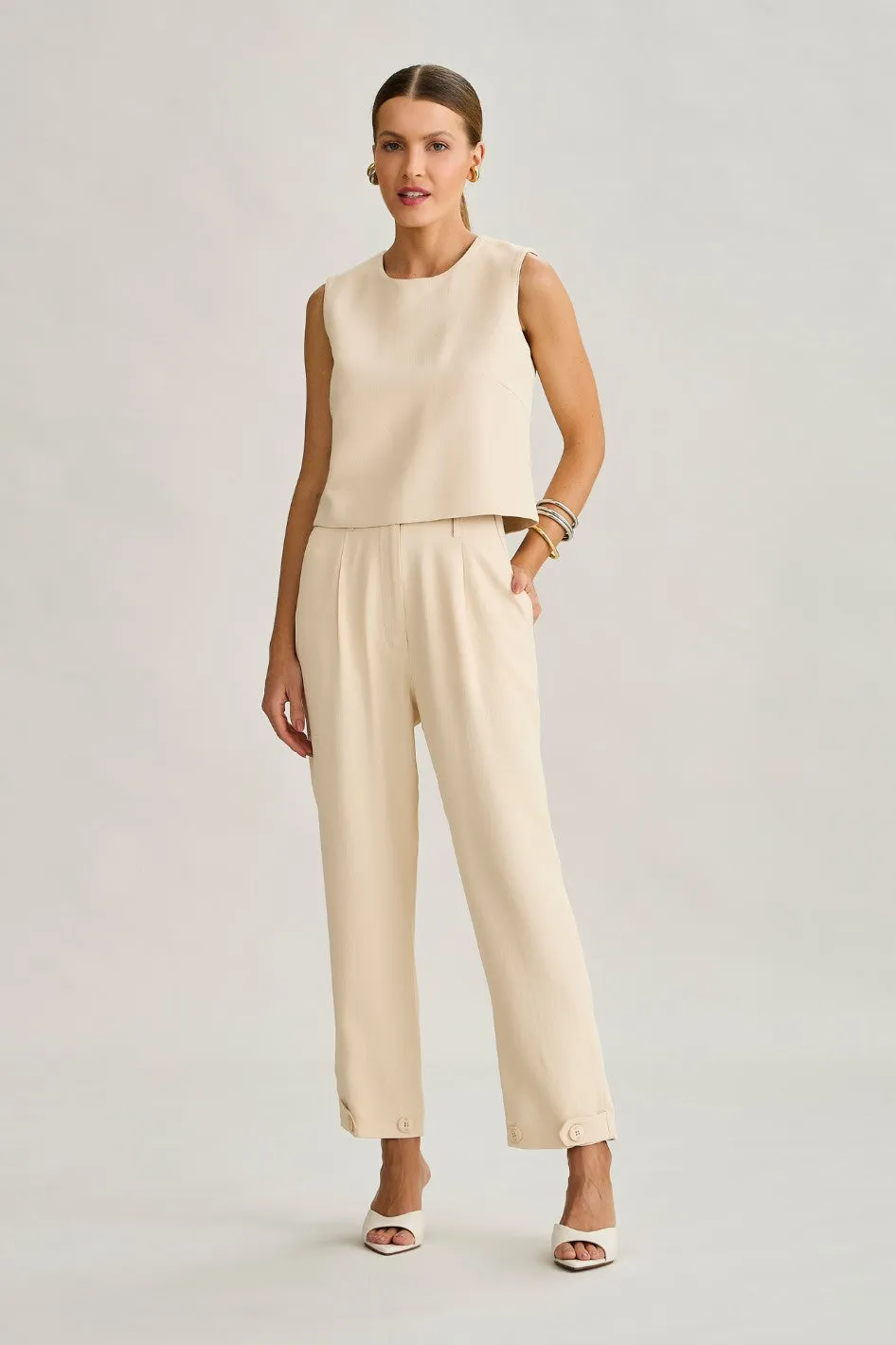 Blusa de Alfaiataria Areia Madalena