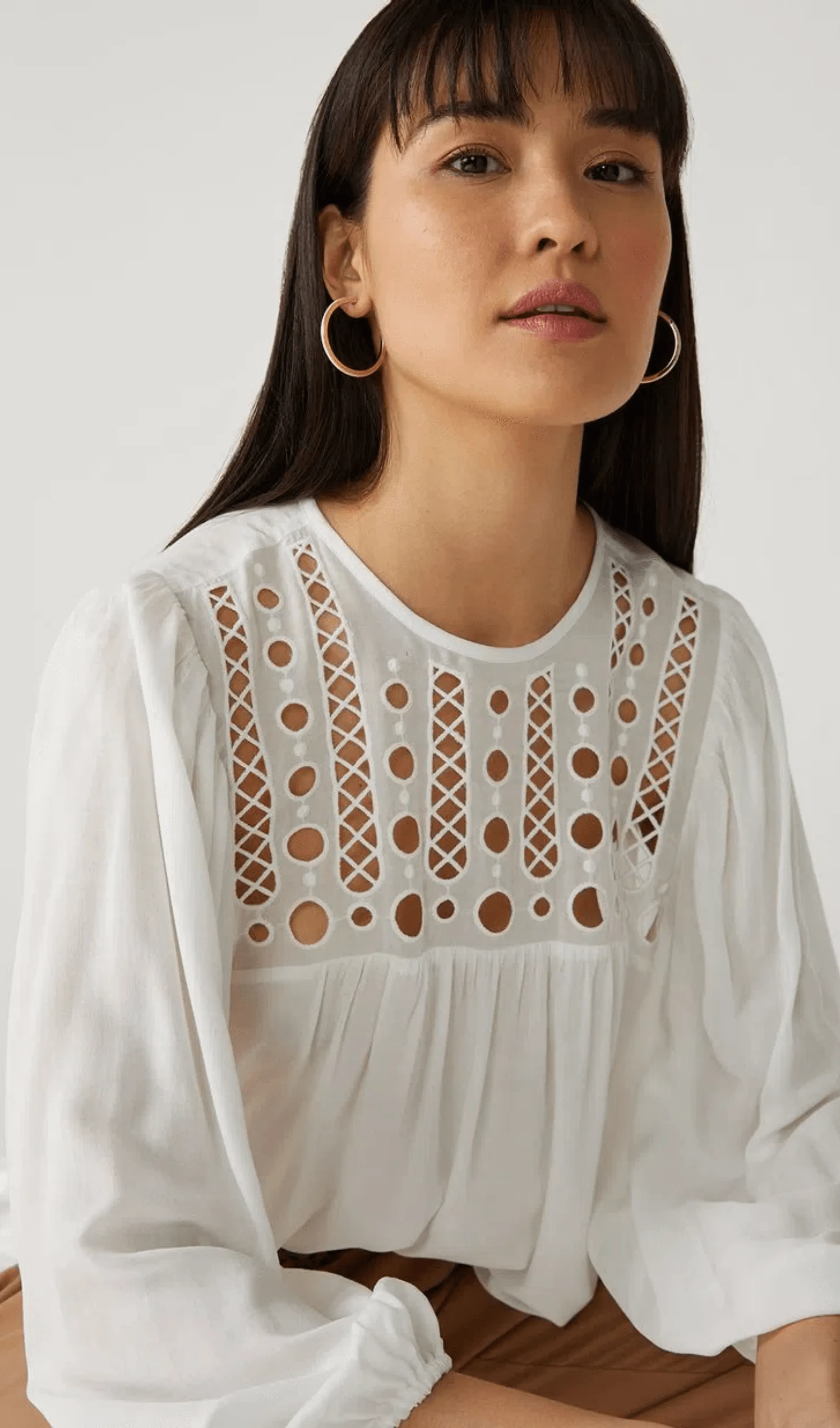 Blusa de Voil Bordada Shoulder
