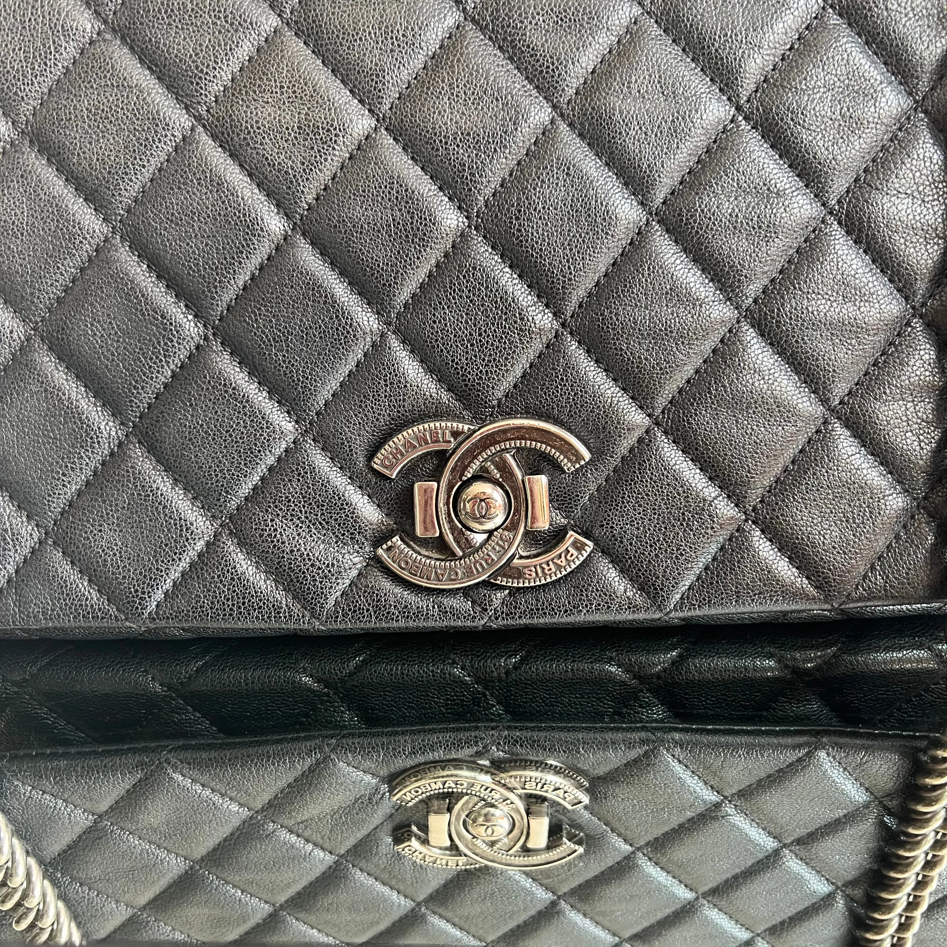 Bolsa Chanel City Rock Couro Preto