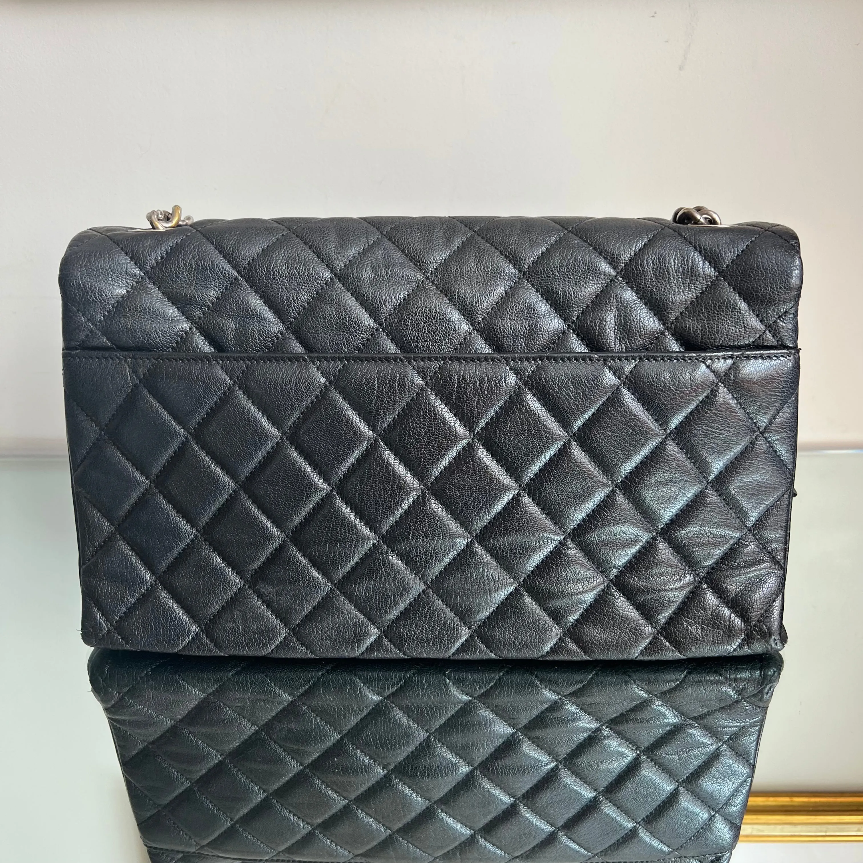 Bolsa Chanel City Rock Couro Preto