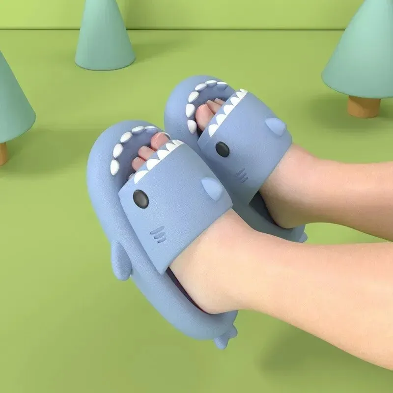 Chinelo Tubarão - Shark
