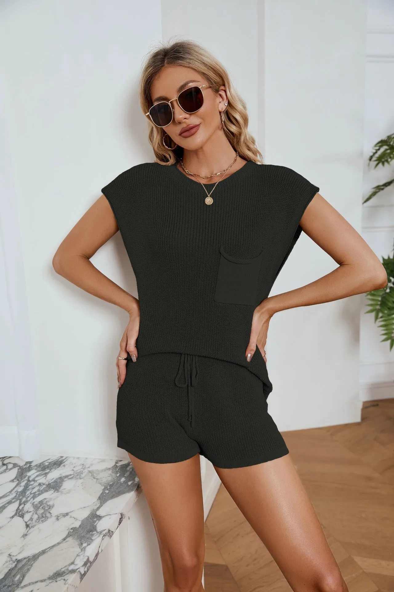 Conjunto em Malha Regata e Shorts