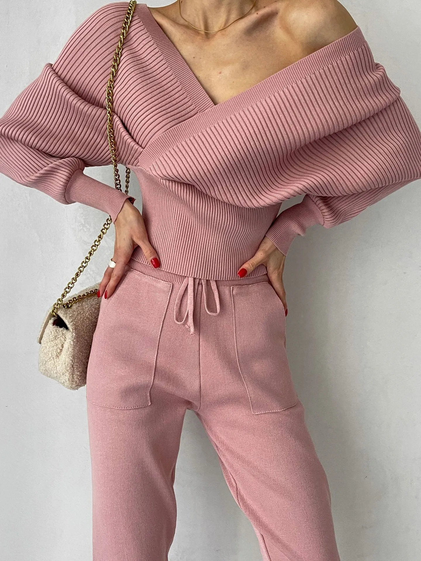 Conjunto Janni Top Ombro Caído e Calça