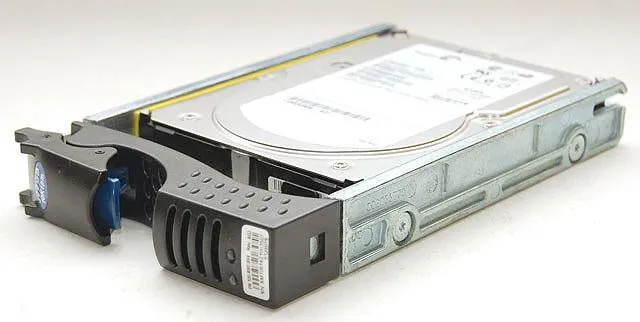 EMC Seagate 10K 300GB FC Fibre Channel Hard Drive ST3300007FCV 100-880-894