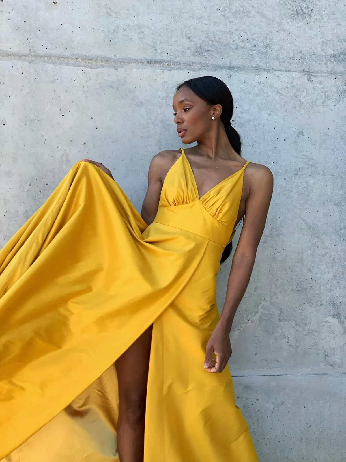 VESTIDO AMARELO PRINCESA
