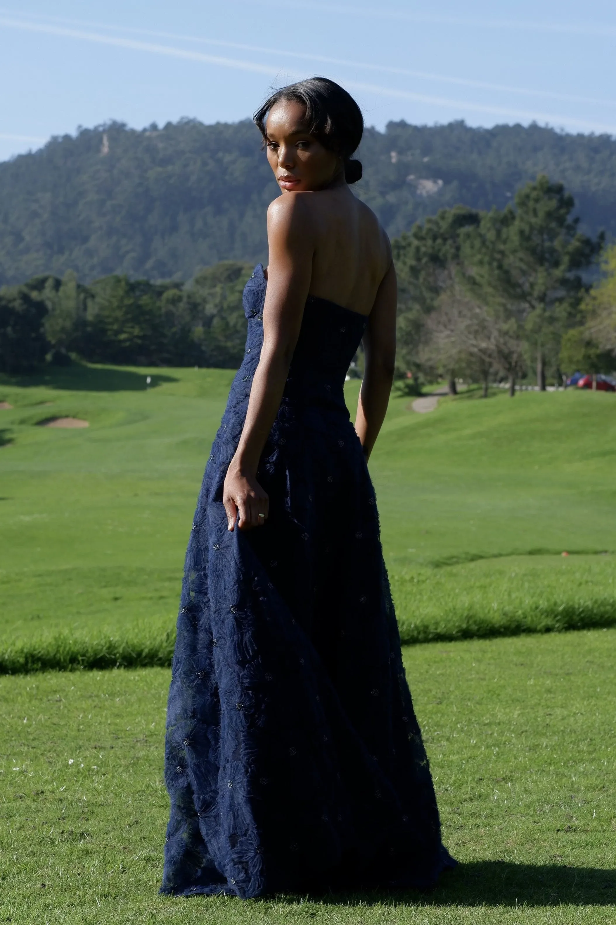 VESTIDO COMPRIDO FLOR AZUL MARINHO