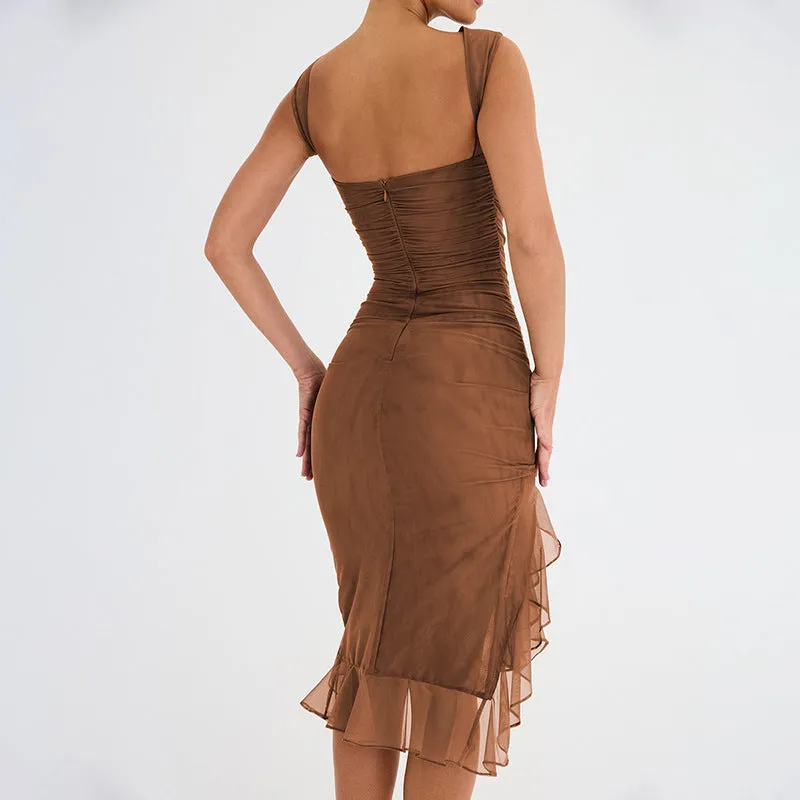 Vestido Curto Assimétrico com Babados