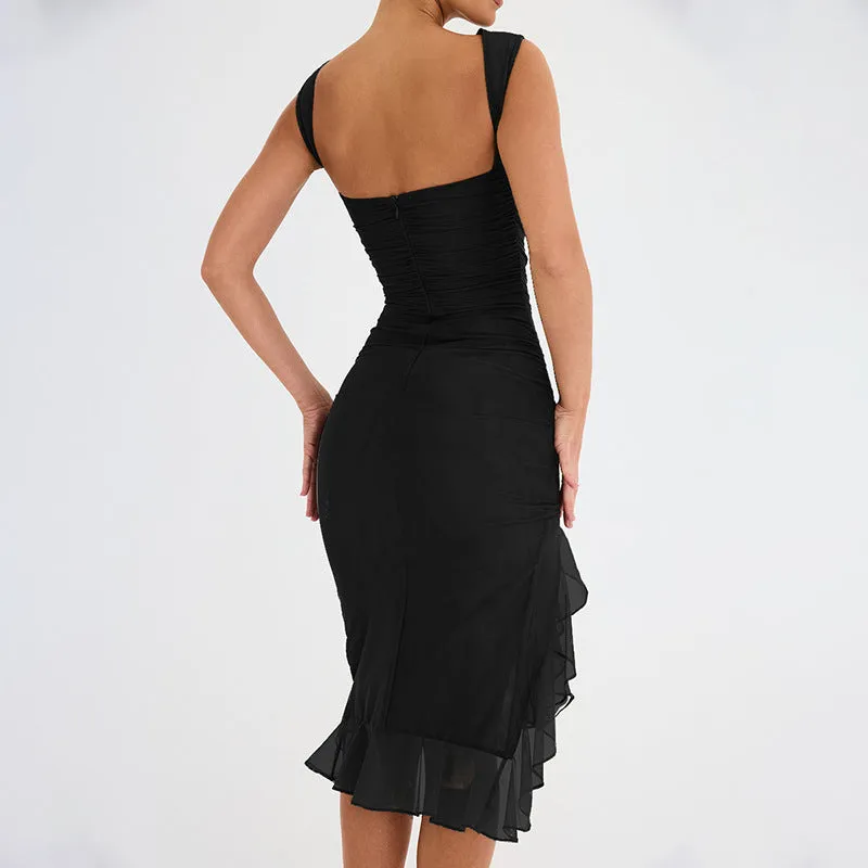 Vestido Curto Assimétrico com Babados