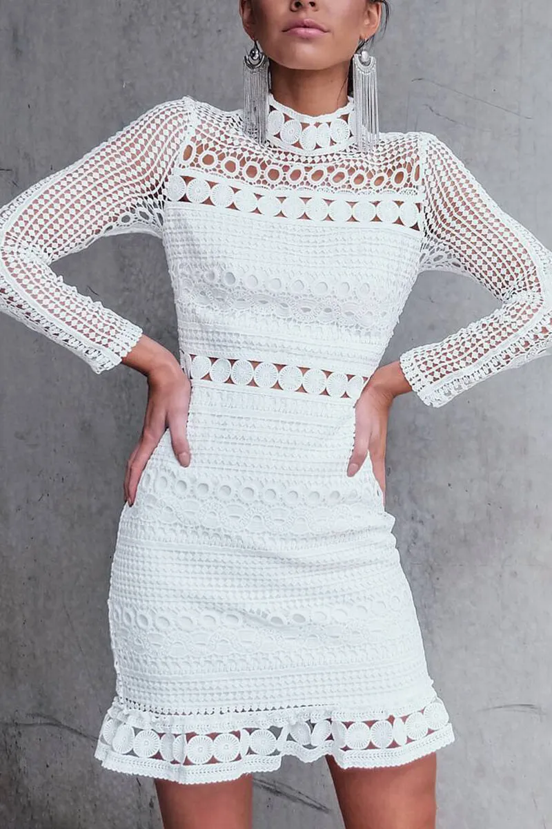 Vestido de Renda Justo Mangas Compridas